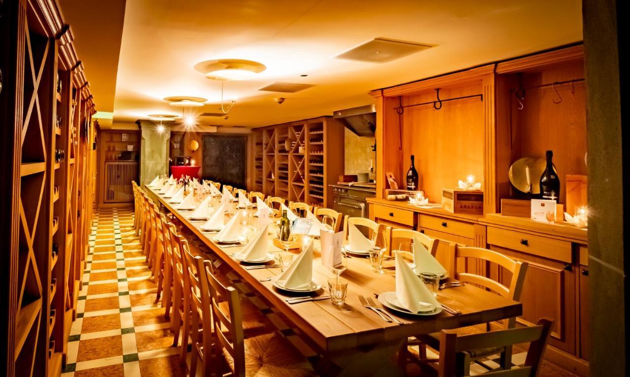 XII Apostel Albergo Cologne Luaran gambar